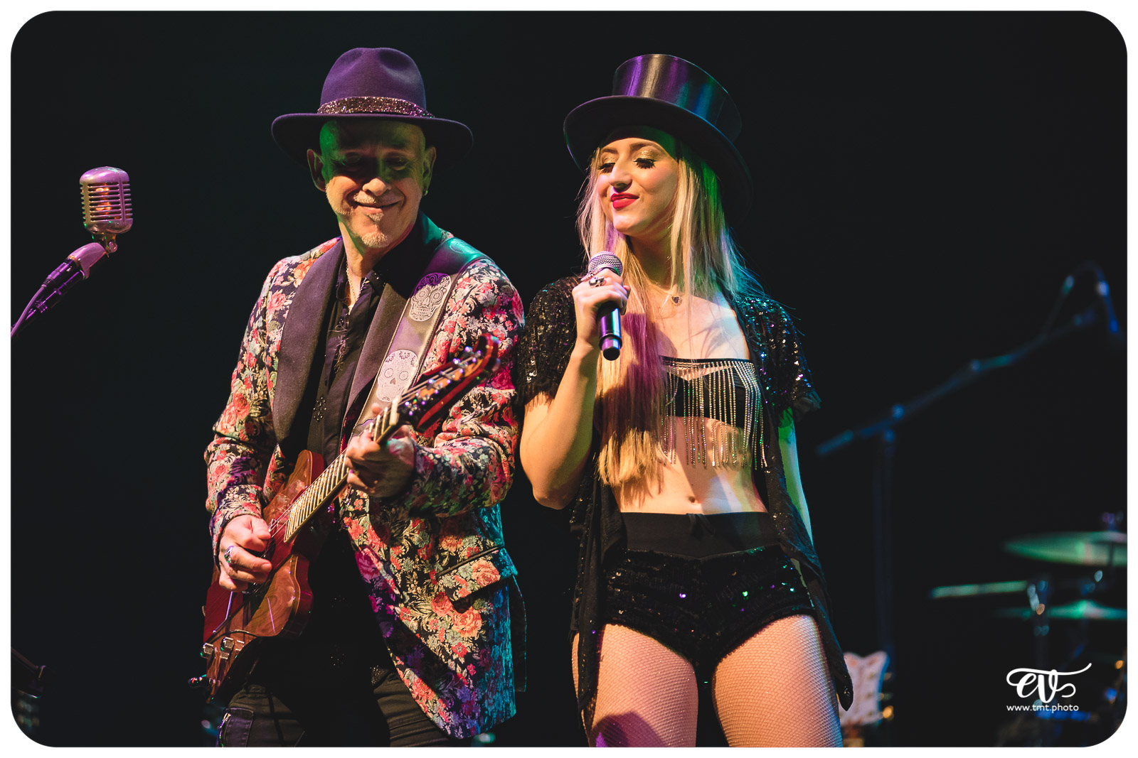 L'HISTOIRE DU ROCK EN 13 GUITARES